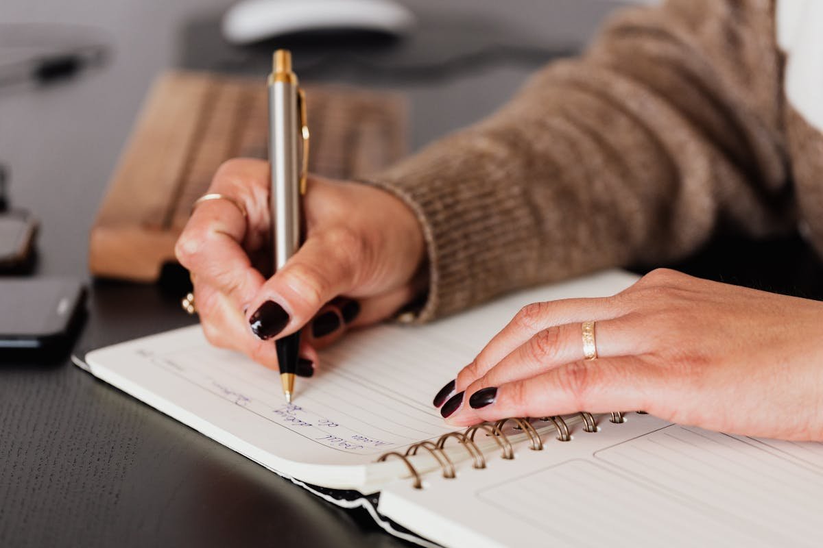 Unlock Your Creativity: How Junk Journaling Transforms Lives & Boosts Mindfulness 1 Junk journaling
