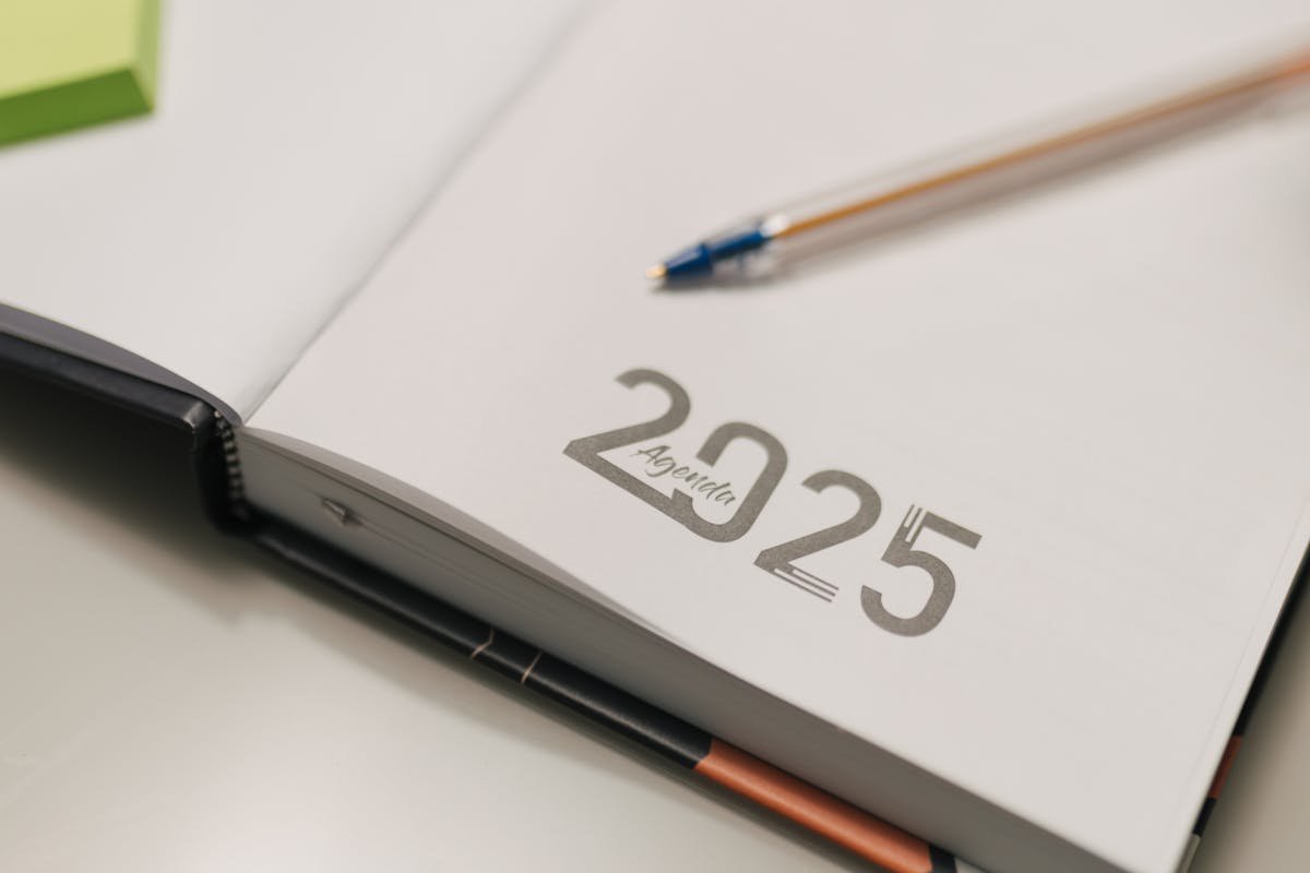 25 Things to Manifest in 2025 for a Prosperous and Fulfilling Year 6 25 Things to Manifest in 2025