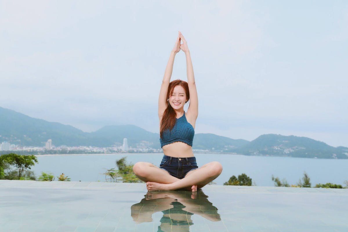 Manifestation Hacks: 10 Unconventional Tricks That Actually Work 1 manifestation hacks